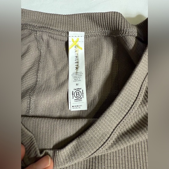 ATHLETA Taupe shimmer MOMENTUM seamless Long Sleeve Top size M - Picture 11 of 16